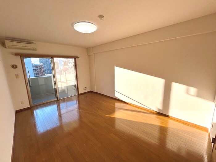 物件内観写真7　(居室)