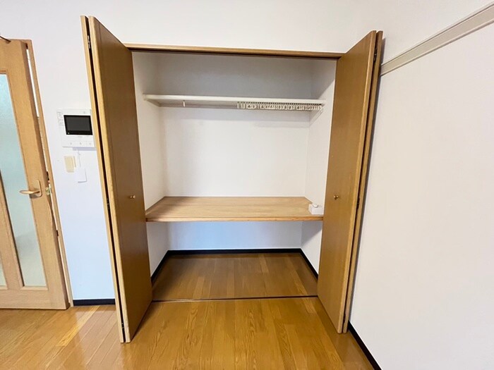 物件内観写真11　(収納)