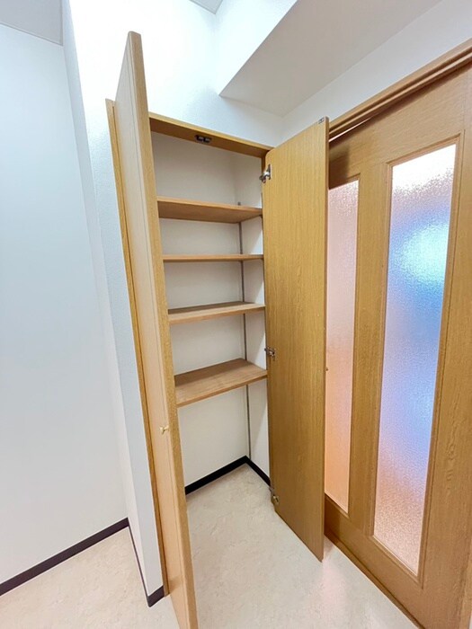 物件内観写真20　(収納)