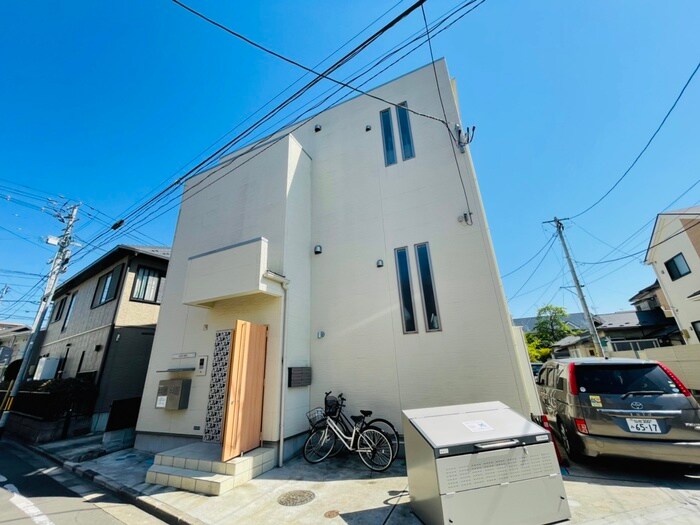 物件外観写真1　(外観写真)