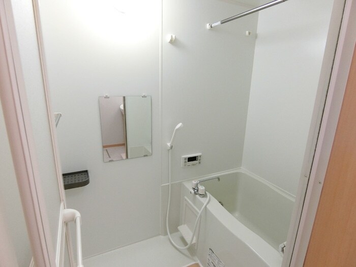 物件内観写真12　(バス／シャワールーム等)