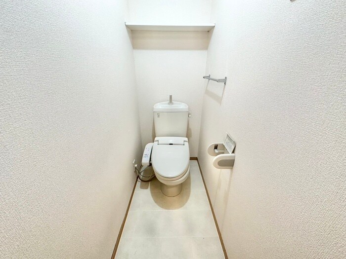 物件内観写真14　(トイレ)