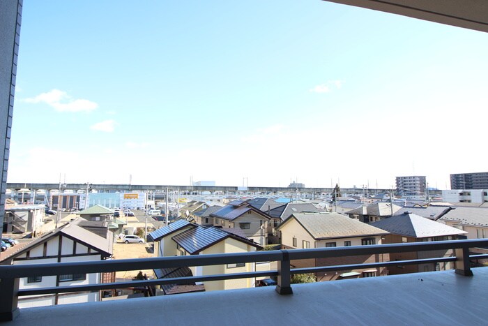 物件内観写真22　(室内からの展望)