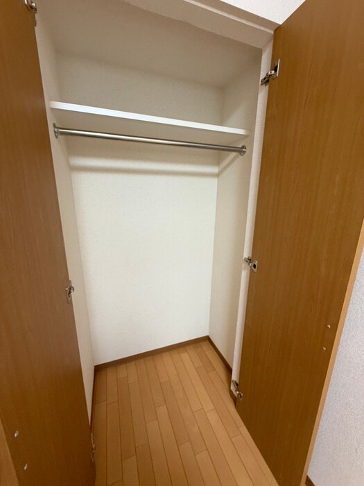 物件内観写真17　(収納)