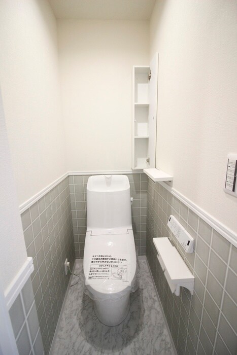 物件内観写真13　(トイレ)
