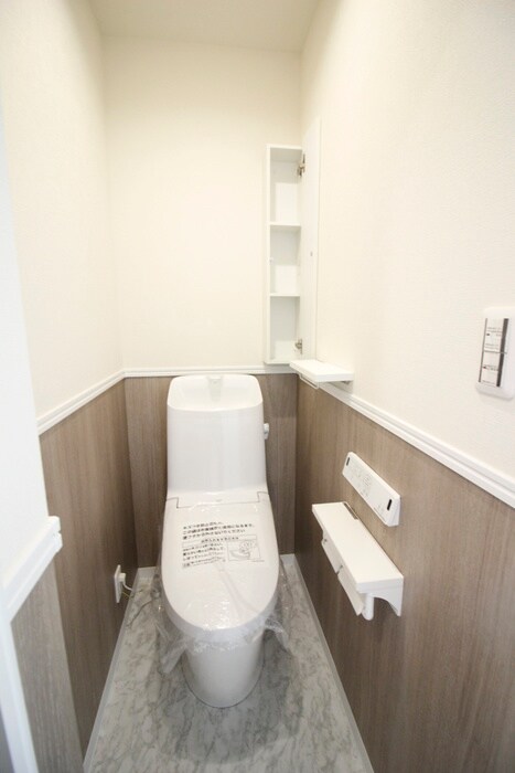 物件内観写真13　(トイレ)