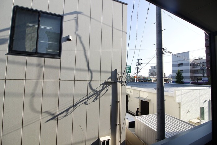 物件内観写真22　(室内からの展望)