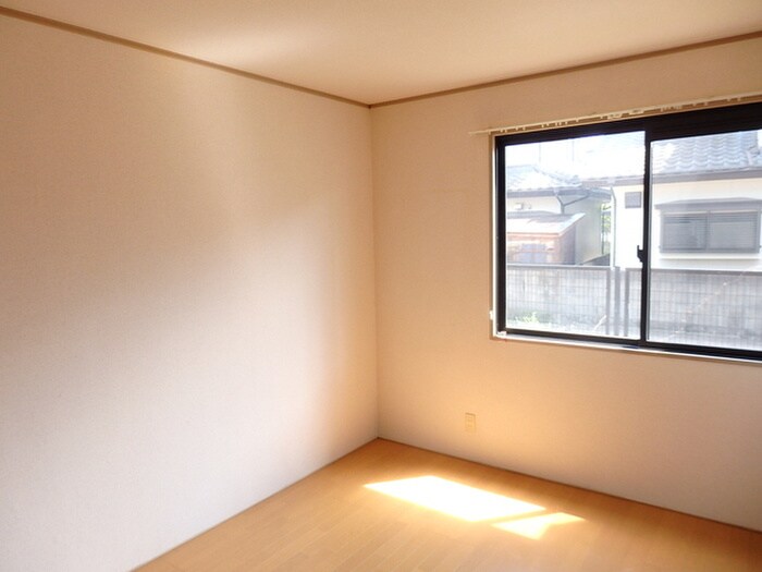 物件内観写真6　(居室)