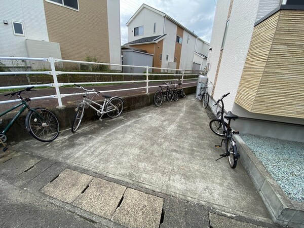 駐輪場