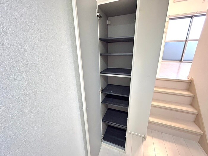 物件内観写真16　(靴箱)