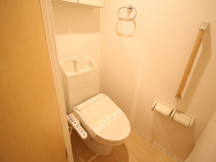 物件内観写真11　(トイレ)