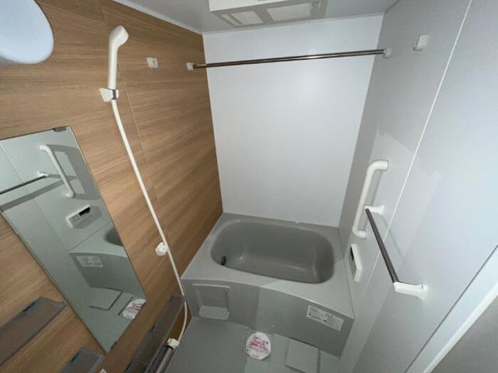 物件内観写真12　(バス／シャワールーム等)