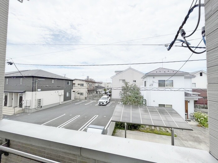 物件内観写真20　(室内からの展望)