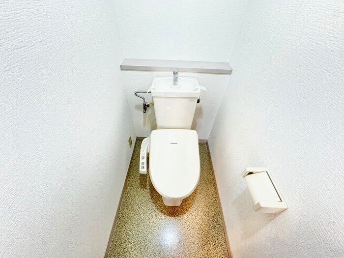 物件内観写真11　(トイレ)