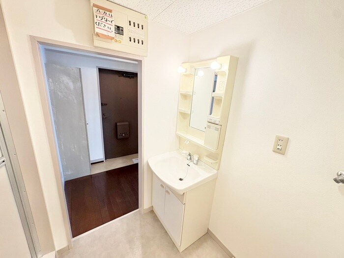 物件内観写真13　(洗面)