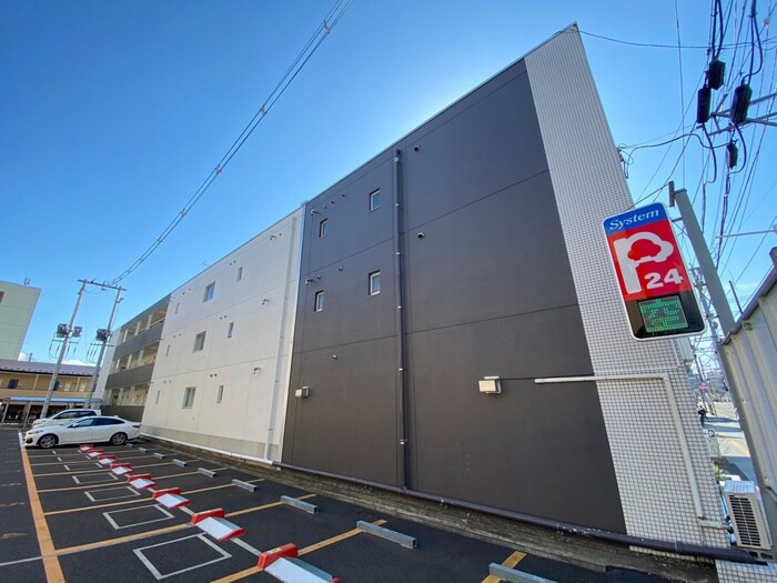 物件外観写真6　(外観写真)