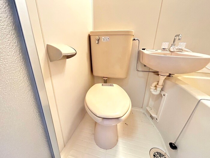 物件内観写真12　(トイレ)