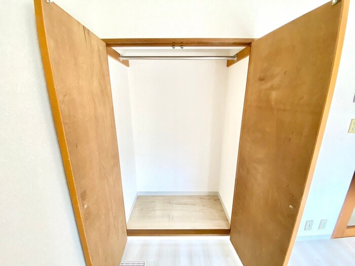 物件内観写真18　(収納)