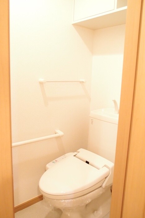 物件内観写真13　(トイレ)