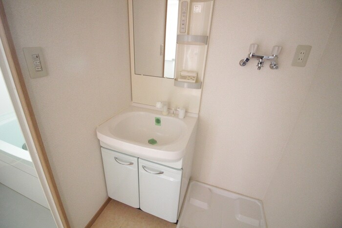 物件内観写真12　(洗面)