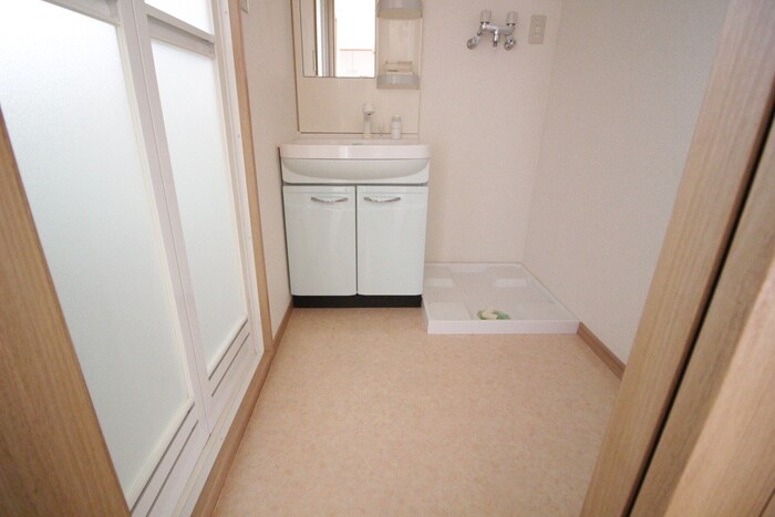 物件内観写真17　(廊下)