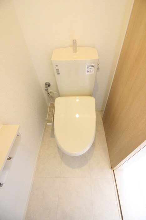 物件内観写真10　(トイレ)