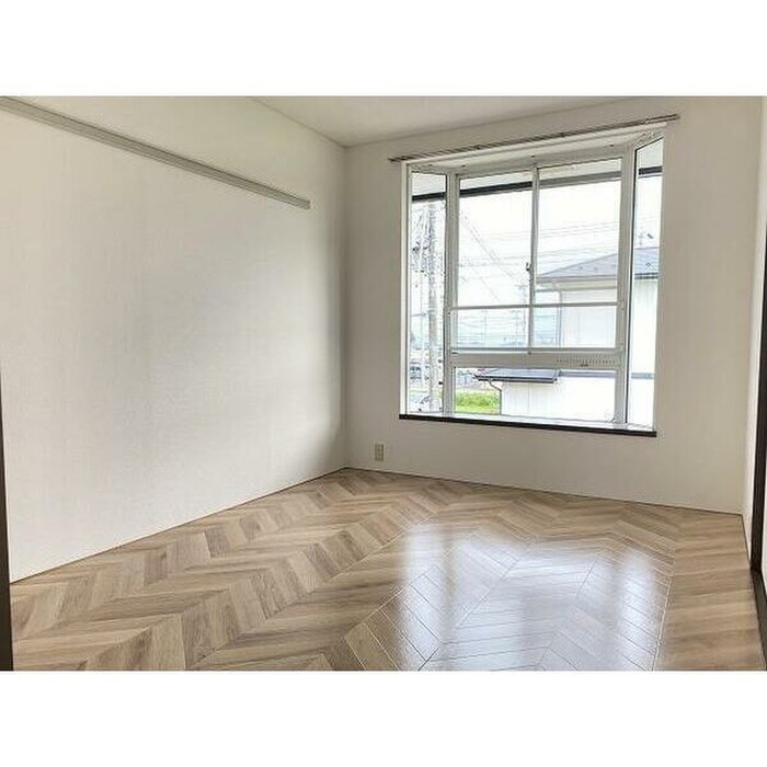 物件内観写真6　(居室)