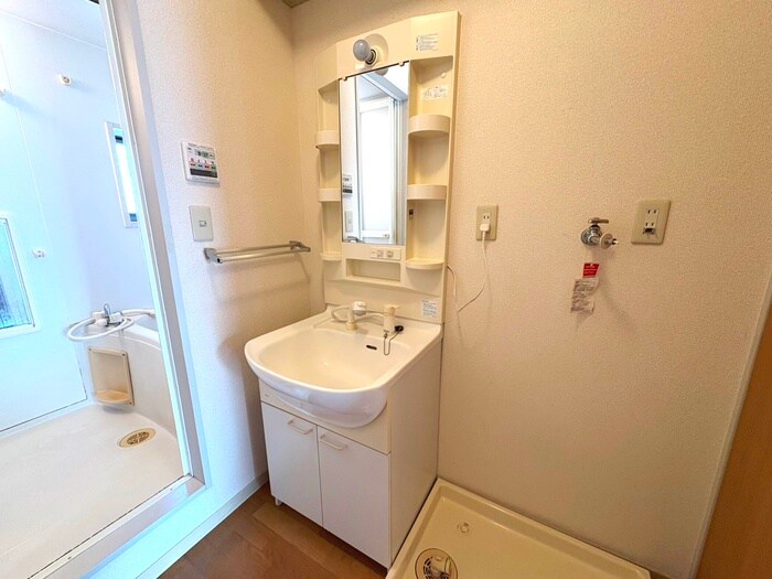 物件内観写真15　(洗面)