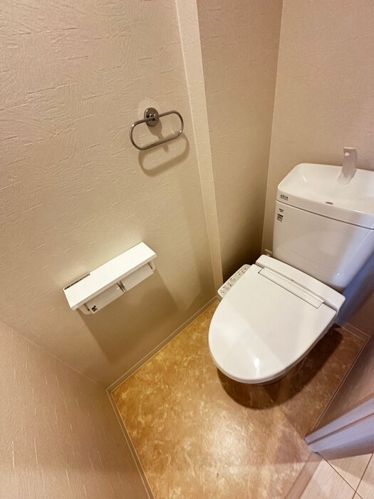 物件内観写真16　(トイレ)