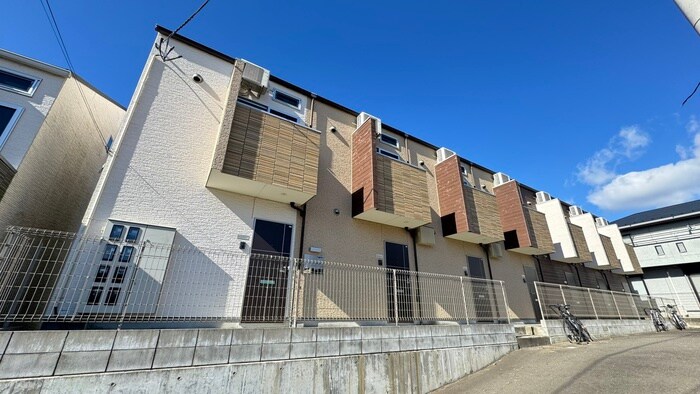 物件外観写真1　(外観写真)