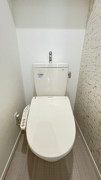 物件内観写真14　(トイレ)