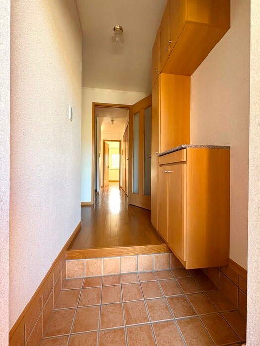 物件内観写真17　(廊下)