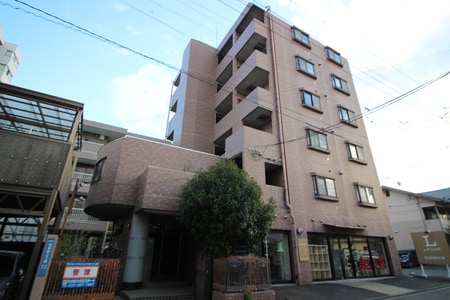 ロイヤルハイツ東仙台外観写真