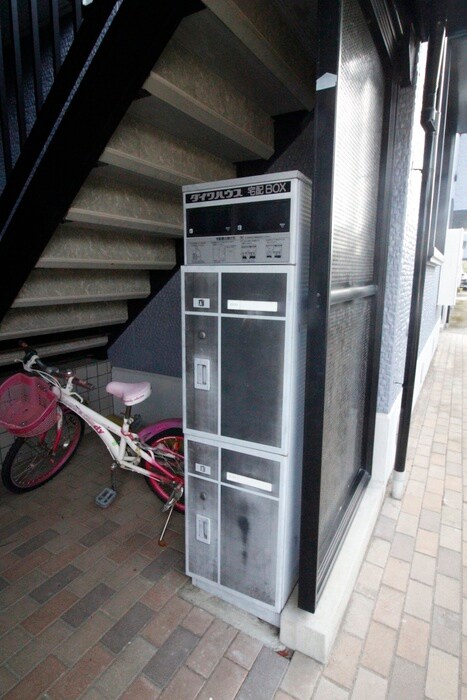 物件外観写真4　(建物設備)