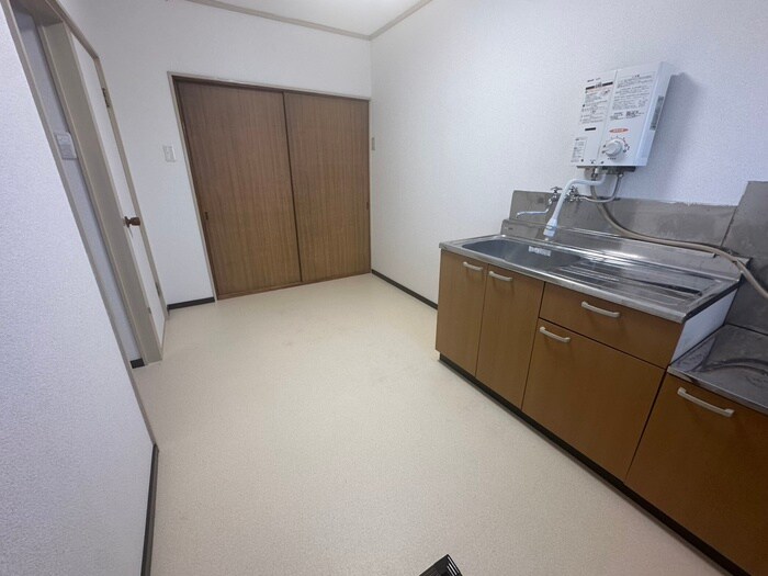 物件内観写真17　(廊下)