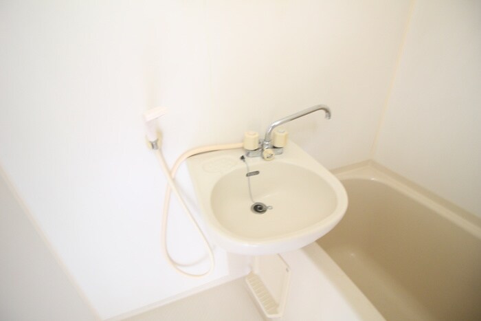 物件内観写真11　(洗面)