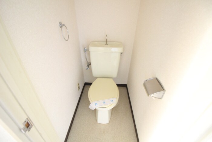 物件内観写真13　(トイレ)