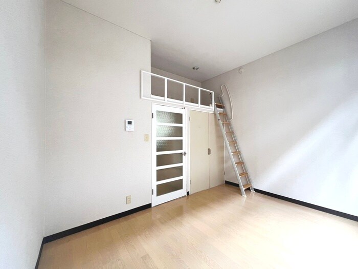 物件内観写真7　(居室)