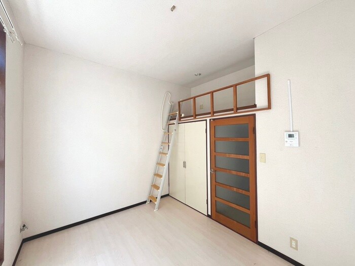 物件内観写真7　(居室)