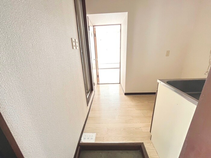 物件内観写真21　(廊下)