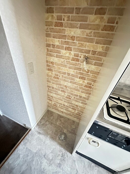 物件内観写真14　(洗濯機置場)