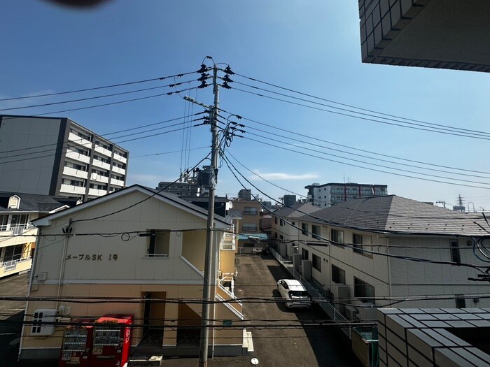 物件内観写真22　(室内からの展望)