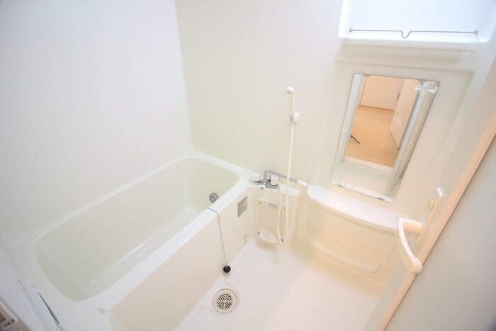 物件内観写真10　(バス／シャワールーム等)