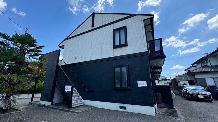 物件外観写真5　(外観写真)