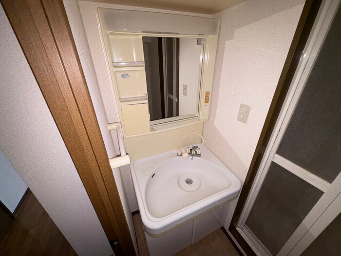 物件内観写真12　(洗面)