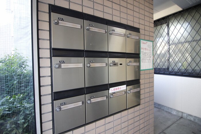 物件外観写真4　(建物設備)