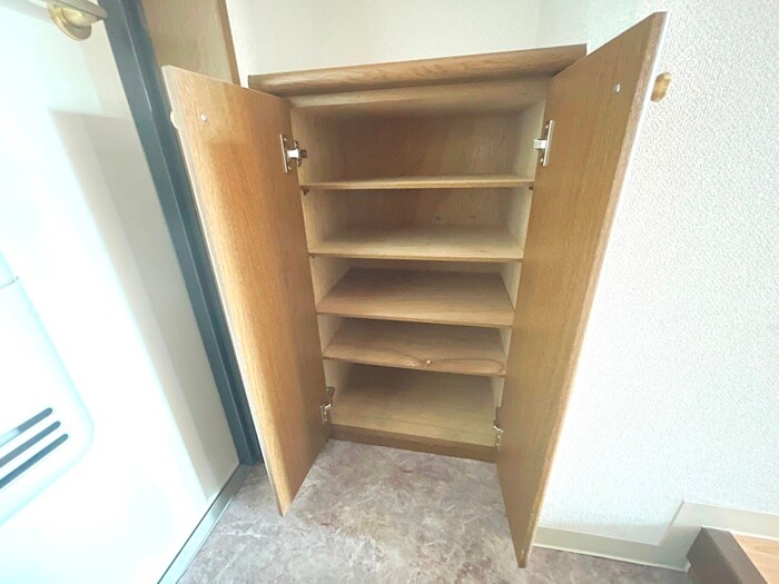 物件内観写真19　(靴箱)