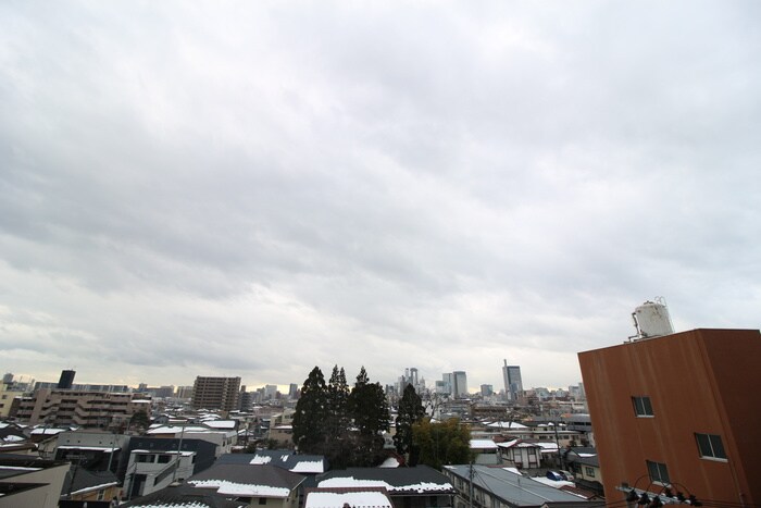 物件内観写真22　(室内からの展望)