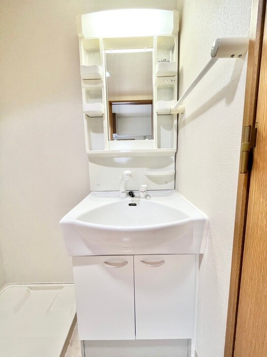 物件内観写真12　(洗面)