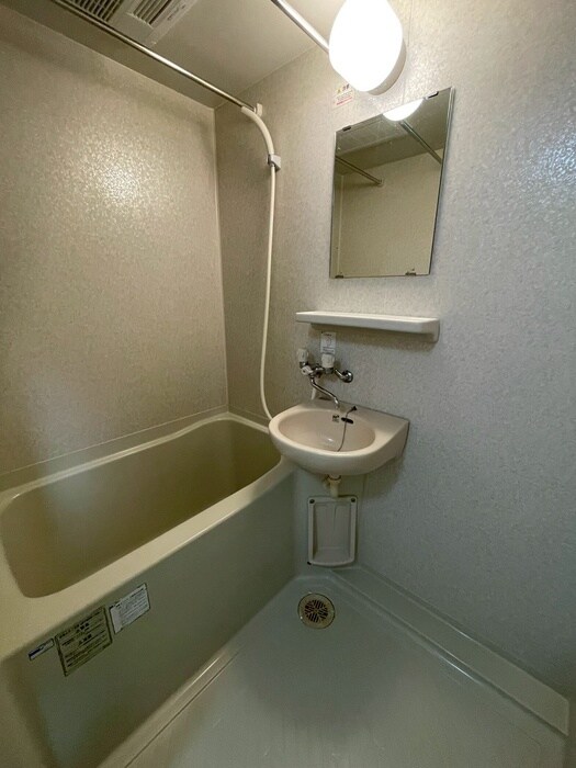 物件内観写真10　(バス／シャワールーム等)